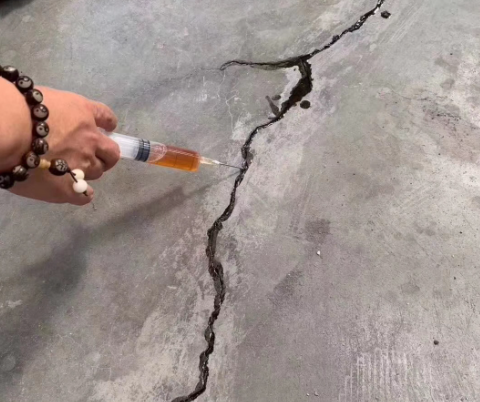 灯塔混凝土裂缝修补技术详解​